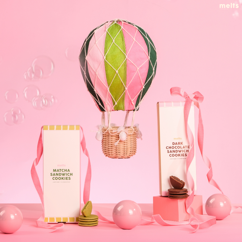 Melts Dark Chocolate Sandwich Cookies